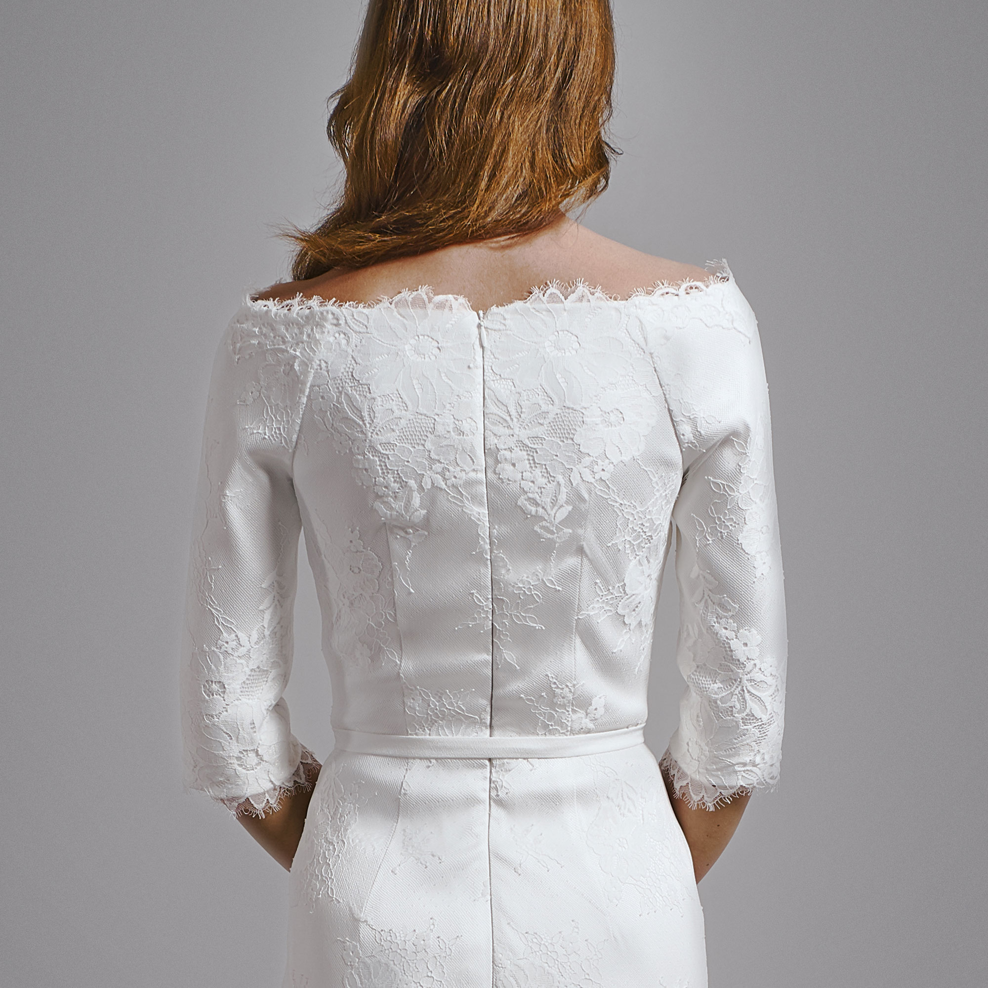Short lace wedding dress BHARB-BRUNIA-BH2020-0016-003-backcloseup