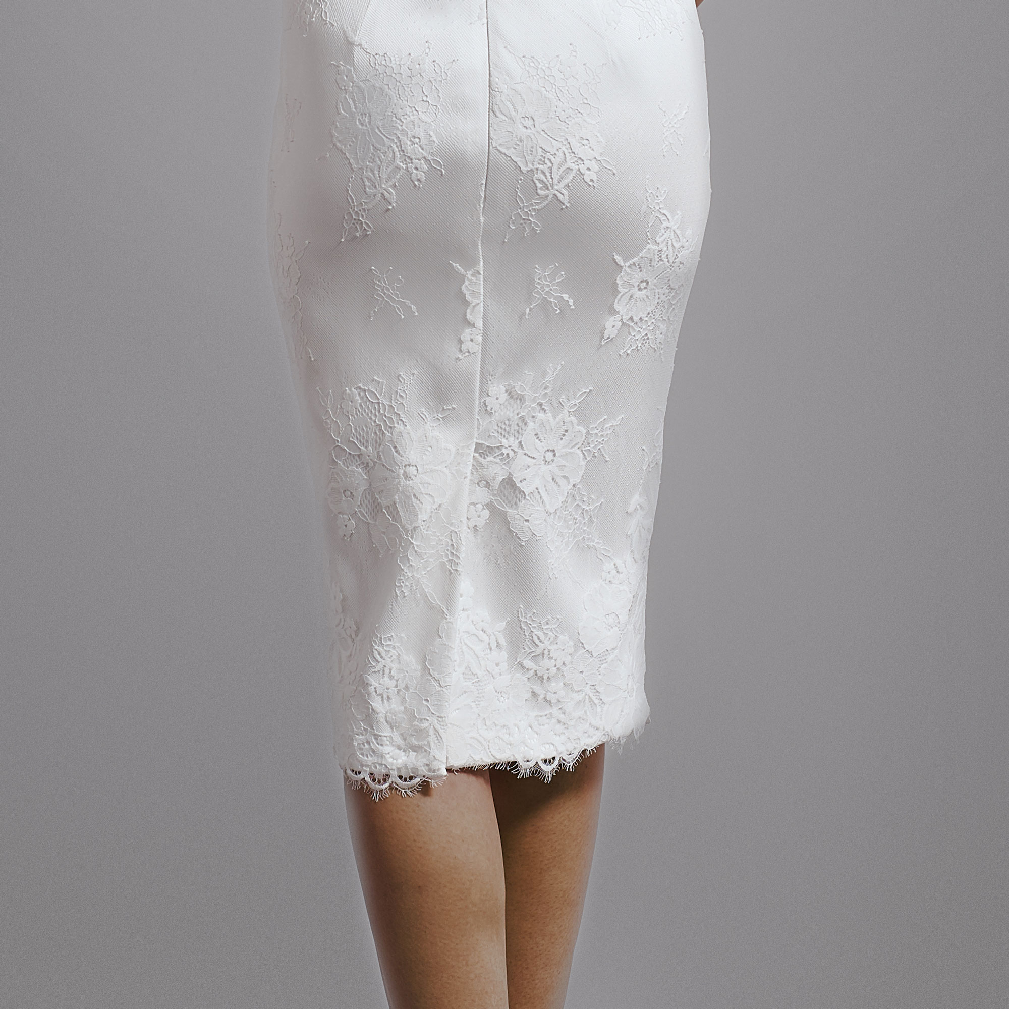 Short lace wedding dress BHARB-BRUNIA-BH2020-0016-003-skirtcloseup