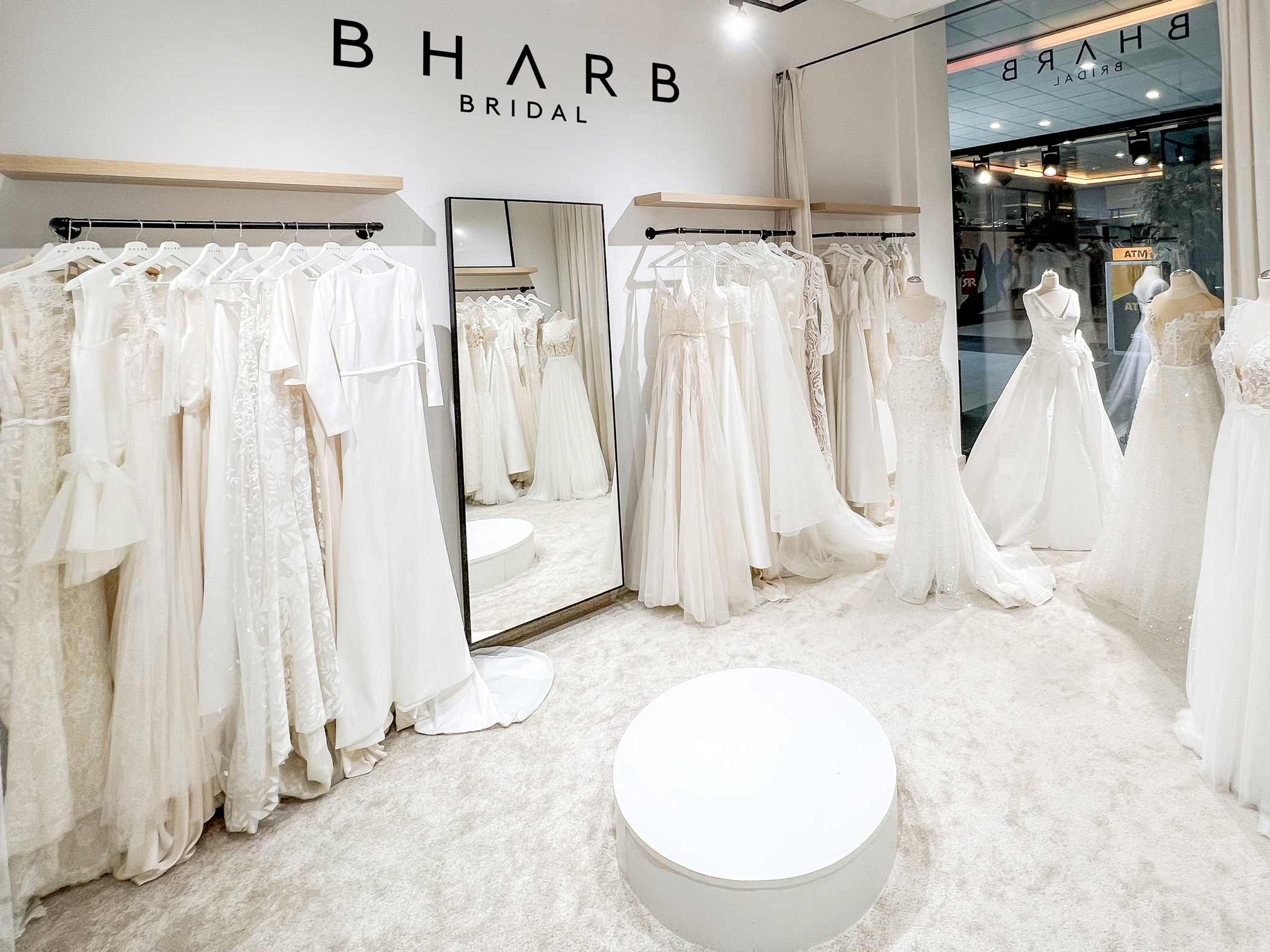 BHARB-Bridal-Showroom-Sopron - menyasszonyi ruha