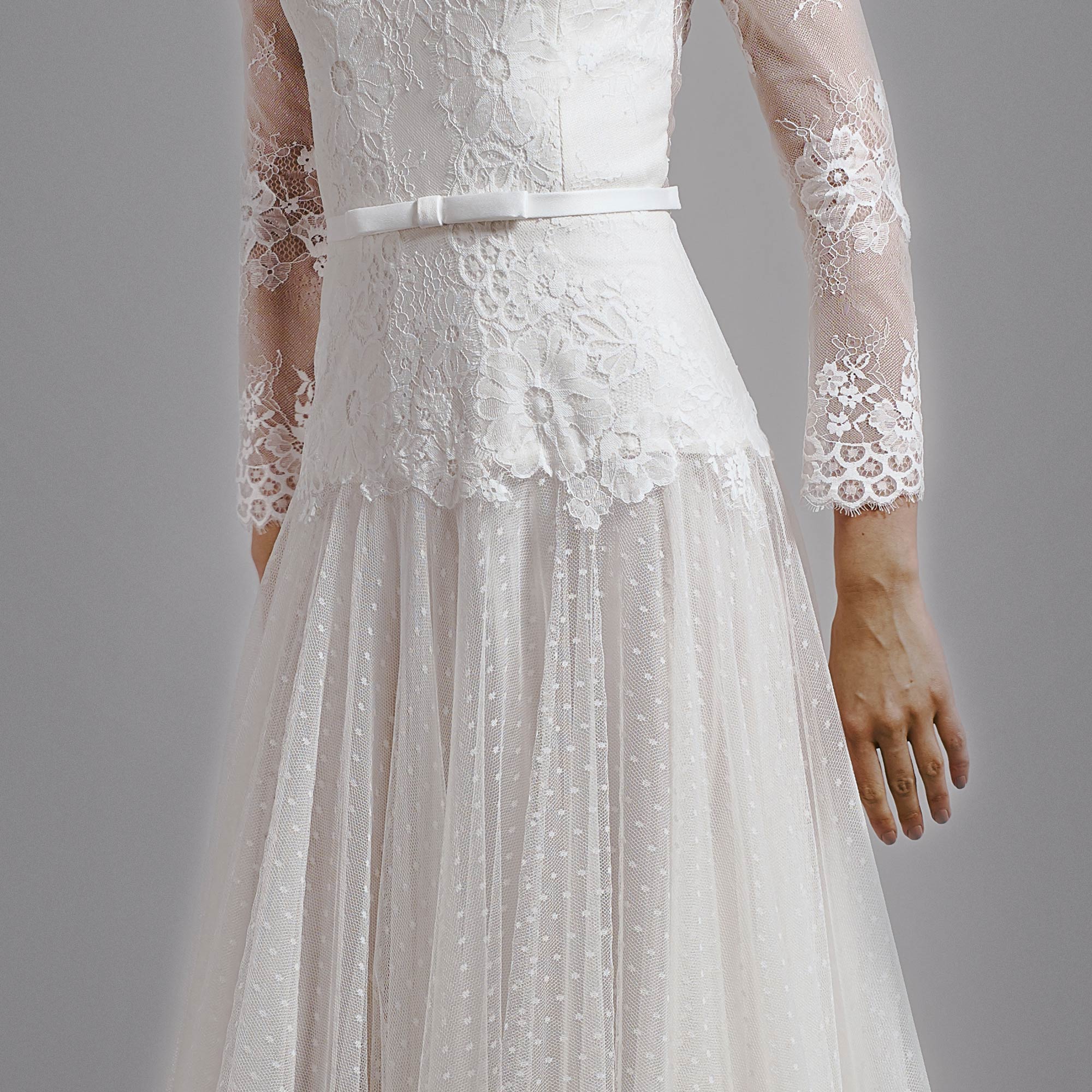 Simple Elegant Wedding Dress BHARB-LILYPAD-BH2020-0018-002-sidecloseup